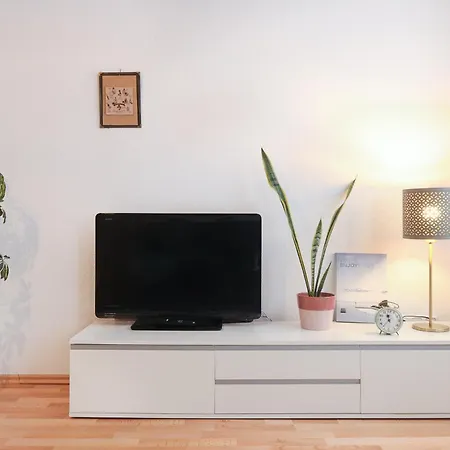 Flats Apartment *